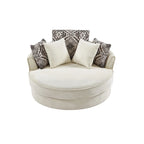 Les fauteuils baquets pivotants créent un espace de vie détendu et confortable.