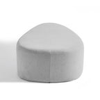 Ottoman rembourré en triangle arrondi de 43 po, grand pouf en tissu